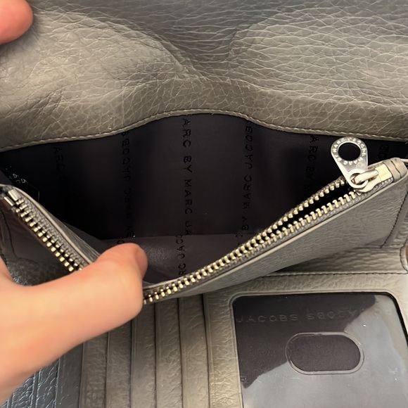 Marc Jacobs leather wallet - Picture 10 of 12